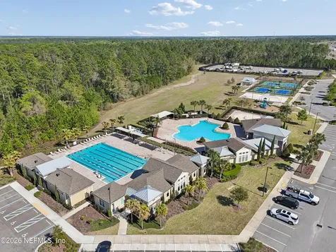 2588 Oak Stream Drive Green Cove Springs FL 32043