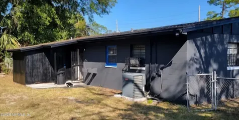 8524 Howell Drive Jacksonville FL 32208