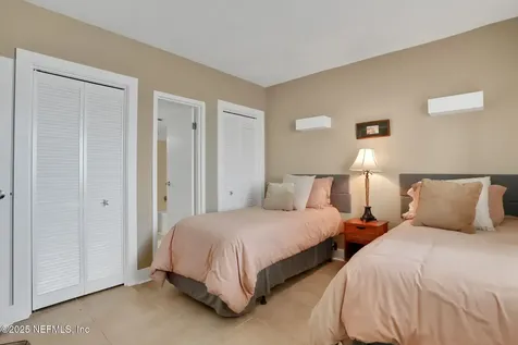 601 1st Street S Jacksonville Beach FL 32250
