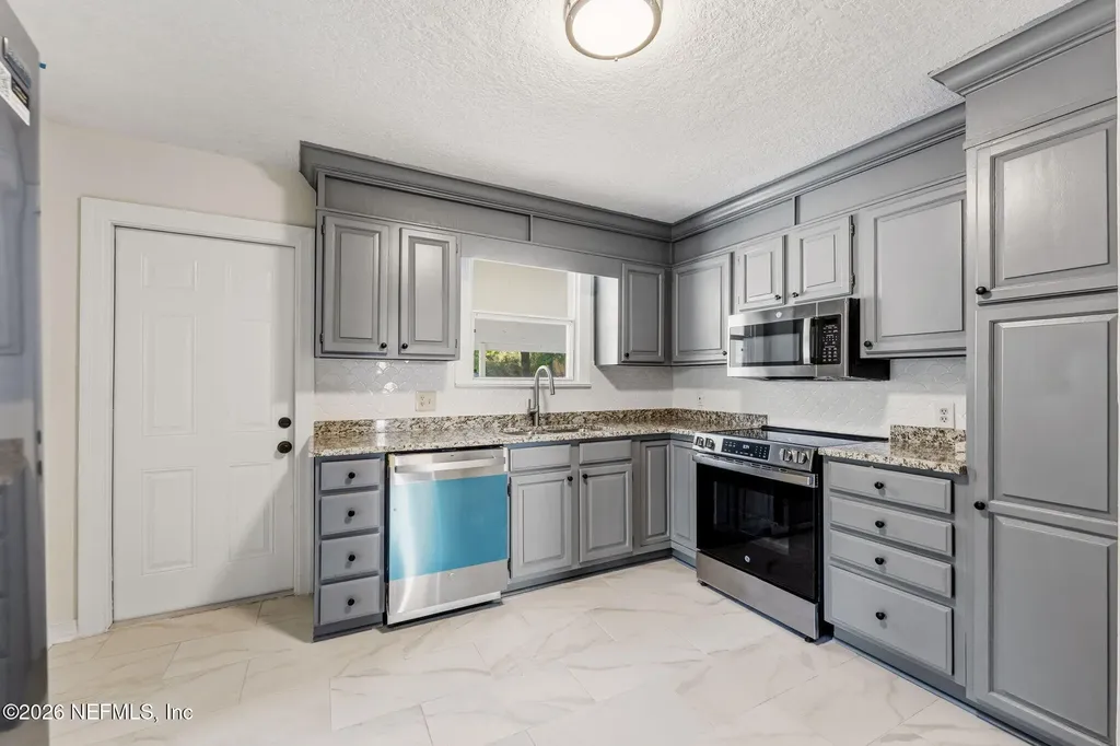 4626 Birkenhead Road Jacksonville FL 32210