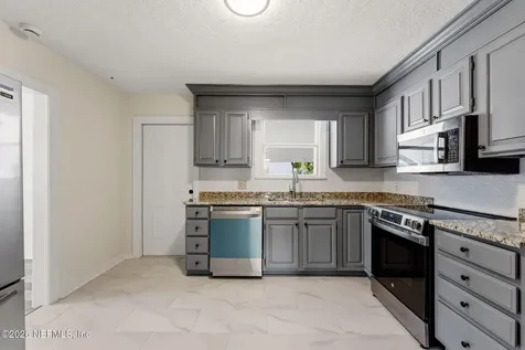 4626 Birkenhead Road Jacksonville FL 32210