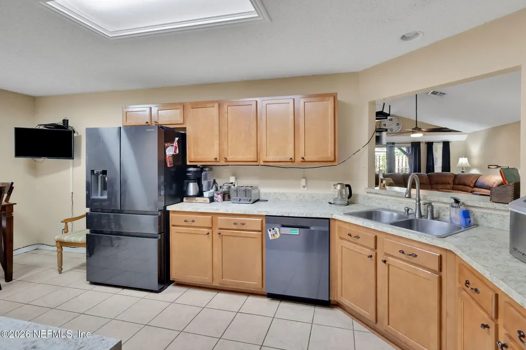 8457 Sugartree Drive Jacksonville FL 32244