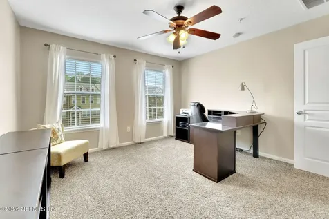 4274 Studio Park Avenue Jacksonville FL 32216