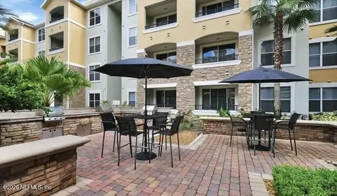 8539 Gate Parkway Jacksonville FL 32216