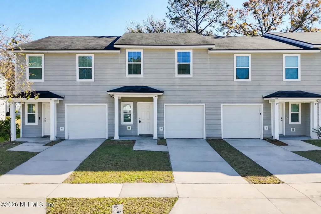 3551 Rain Forest Drive W Jacksonville FL 32277