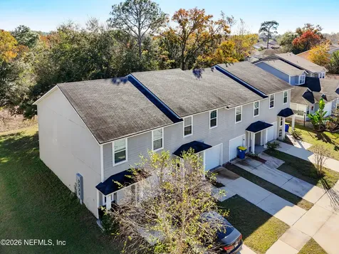 3551 Rain Forest Drive W Jacksonville FL 32277