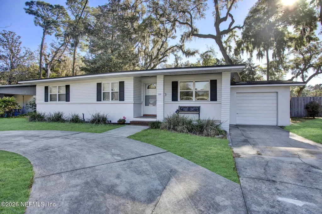321 Tidewater Circle E Jacksonville FL 32211