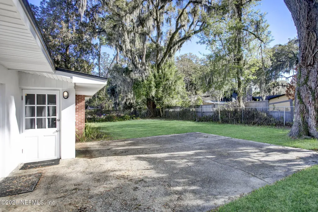 321 Tidewater Circle E Jacksonville FL 32211