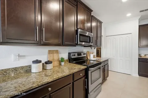 10025 Logan Falls Court Jacksonville FL 32222