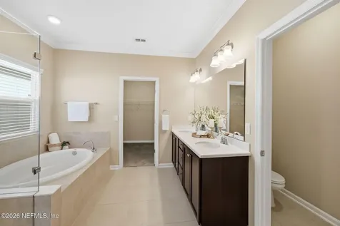 10025 Logan Falls Court Jacksonville FL 32222