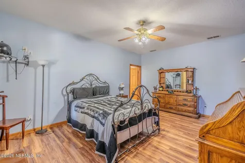 1801 Lake Road Jacksonville FL 32226