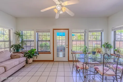 1801 Lake Road Jacksonville FL 32226