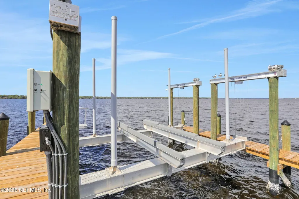 2241 N Lakeshore Drive Fleming Island FL 32003