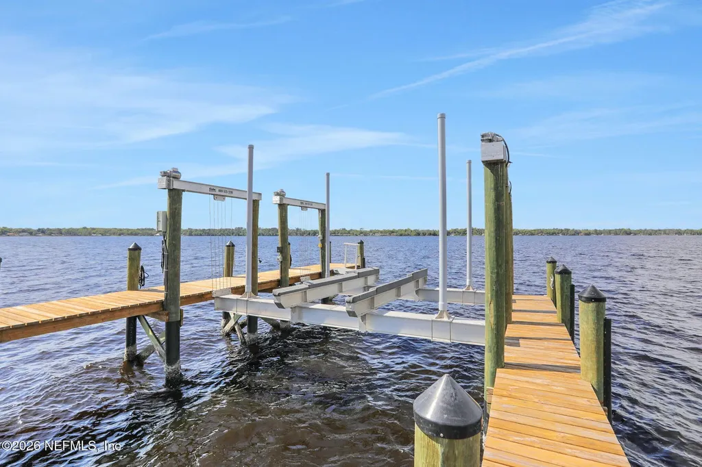 2241 N Lakeshore Drive Fleming Island FL 32003