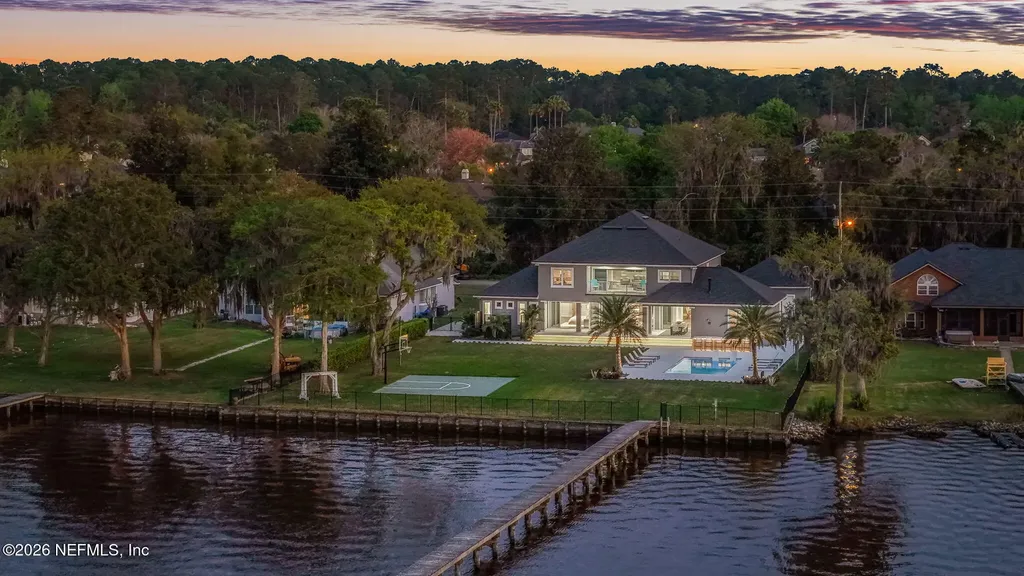 2241 N Lakeshore Drive Fleming Island FL 32003