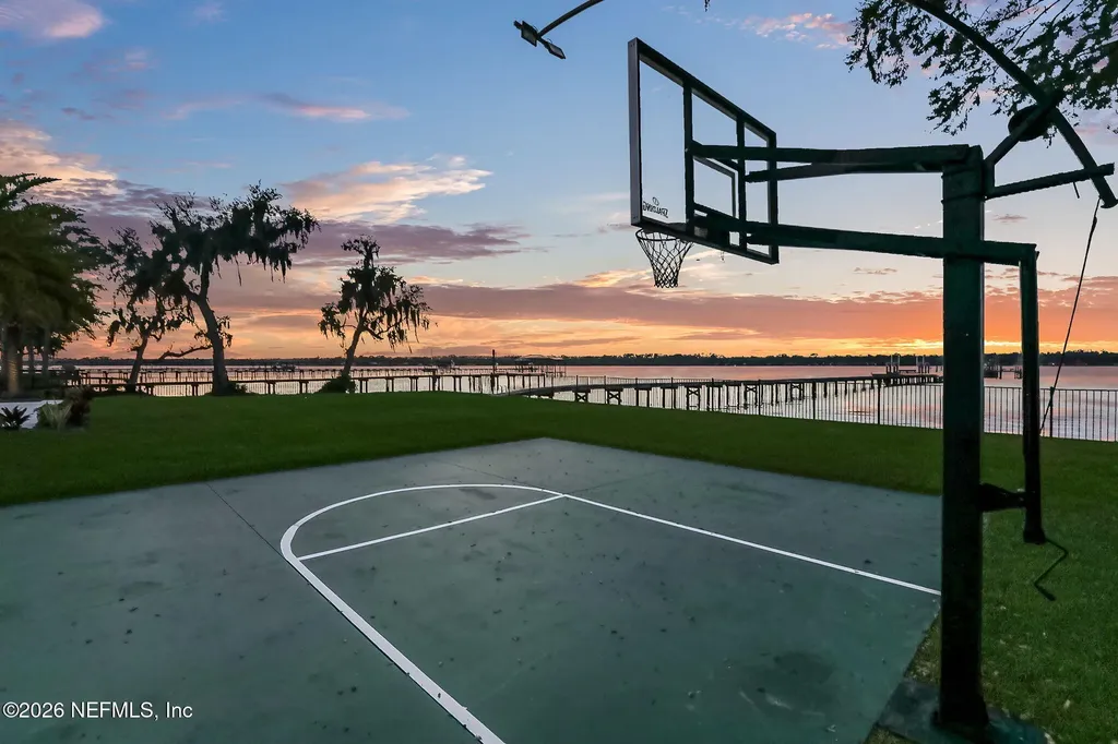 2241 N Lakeshore Drive Fleming Island FL 32003