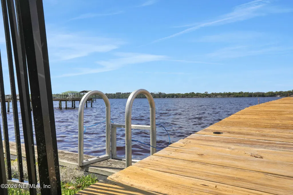 2241 N Lakeshore Drive Fleming Island FL 32003