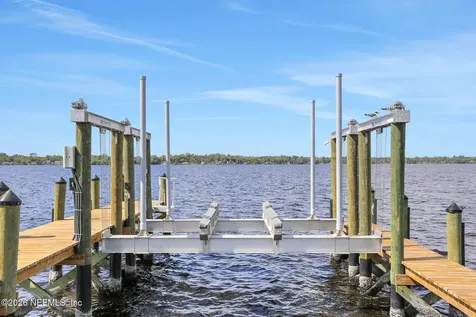 2241 N Lakeshore Drive Fleming Island FL 32003