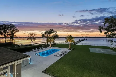 2241 N Lakeshore Drive Fleming Island FL 32003