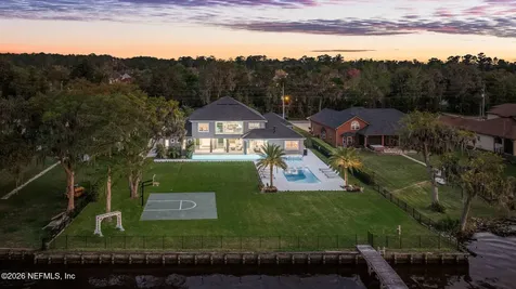 2241 N Lakeshore Drive Fleming Island FL 32003