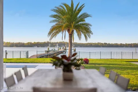 2241 N Lakeshore Drive Fleming Island FL 32003