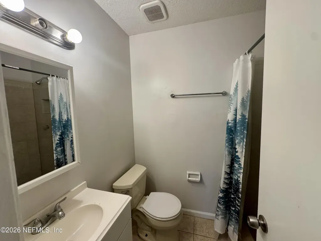 8846 Cavender Drive Jacksonville FL 32216