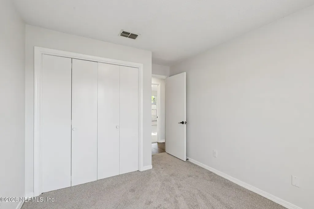 8243 Worm Wood Road Jacksonville FL 32210