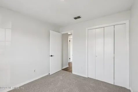 8243 Worm Wood Road Jacksonville FL 32210