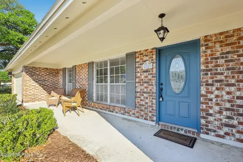 8243 Worm Wood Road Jacksonville FL 32210