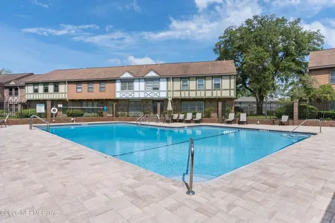 8211 Kensington Square Jacksonville FL 32217