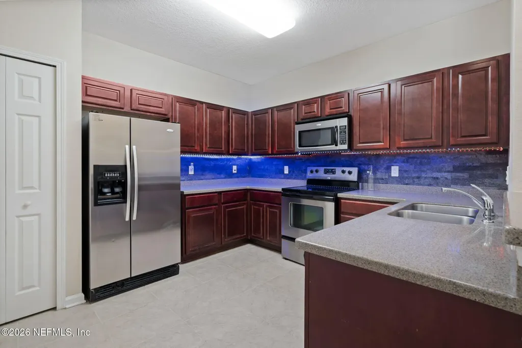 8235 Lobster Bay Court Jacksonville FL 32256