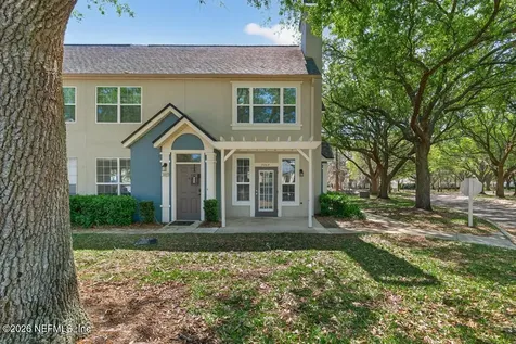 13703 Richmond Park Drive N Jacksonville FL 32224