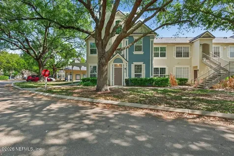 13703 Richmond Park Drive N Jacksonville FL 32224