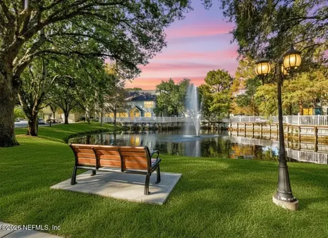 13703 Richmond Park Drive N Jacksonville FL 32224