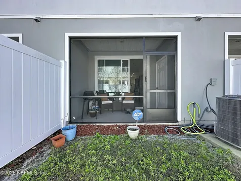 8217 Watercourse Way Jacksonville FL 32211