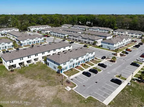 8217 Watercourse Way Jacksonville FL 32211