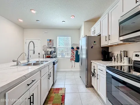 8217 Watercourse Way Jacksonville FL 32211