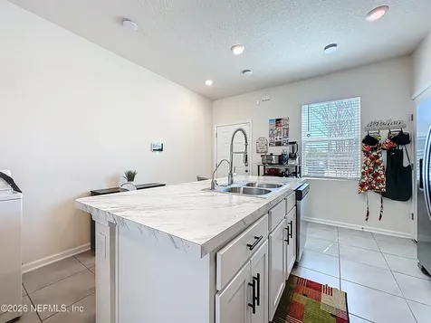 8217 Watercourse Way Jacksonville FL 32211