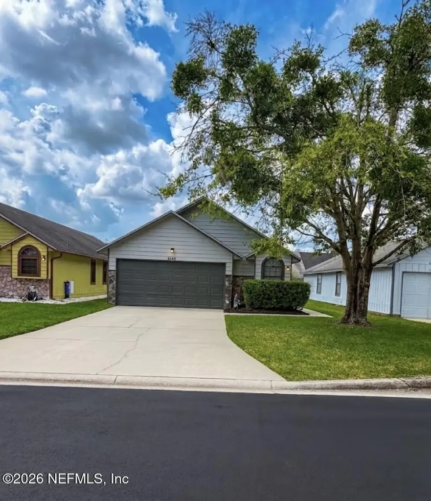 8742 Pinevalley Lane Jacksonville FL 32244