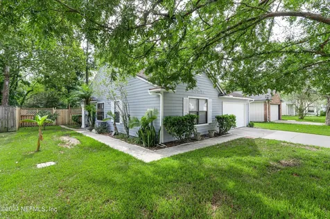 3912 English Colony Drive S Jacksonville FL 32257