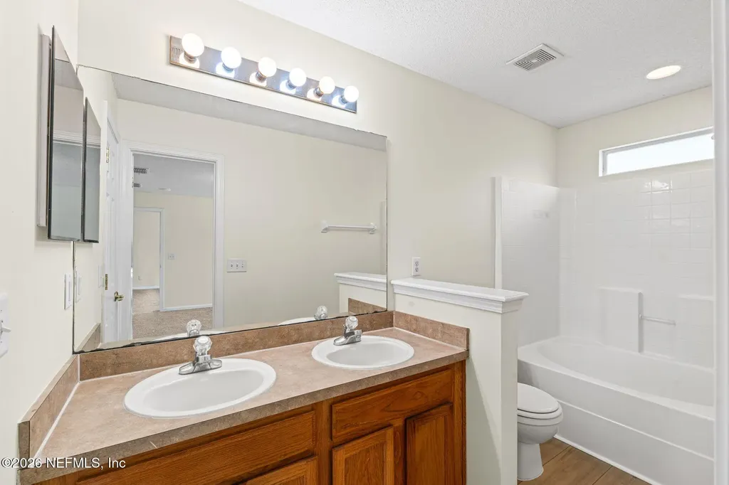 3773 Lauren Crest Court Jacksonville FL 32221
