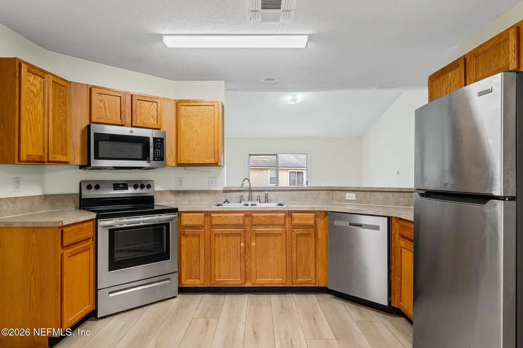 3773 Lauren Crest Court Jacksonville FL 32221