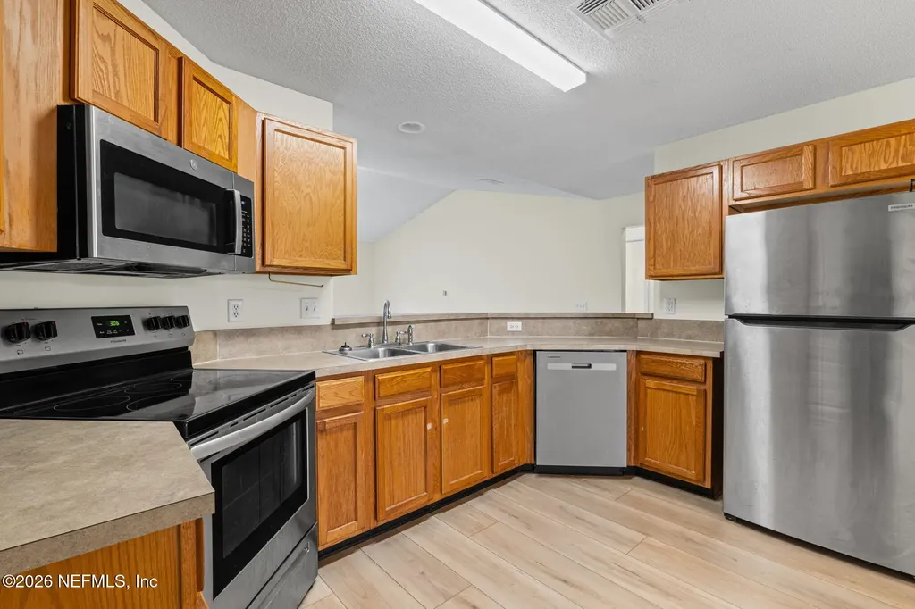 3773 Lauren Crest Court Jacksonville FL 32221
