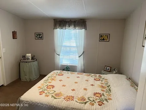 223 Oak Ridge Drive Welaka FL 32193