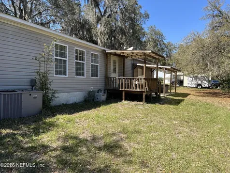 223 Oak Ridge Drive Welaka FL 32193