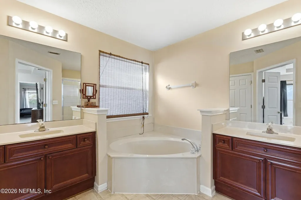 3346 Ivybridge Court Jacksonville FL 32226