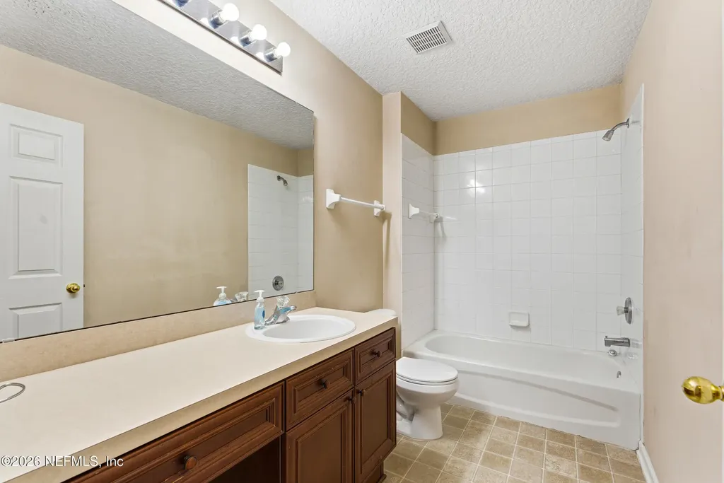 3346 Ivybridge Court Jacksonville FL 32226