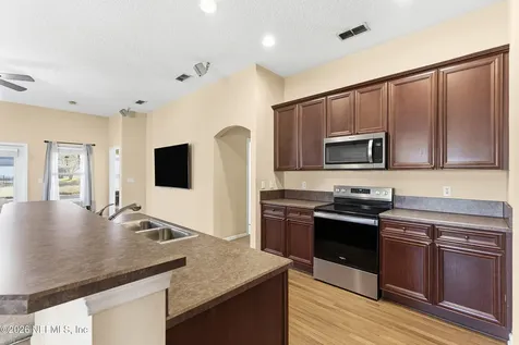 3346 Ivybridge Court Jacksonville FL 32226