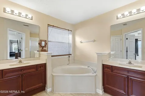 3346 Ivybridge Court Jacksonville FL 32226