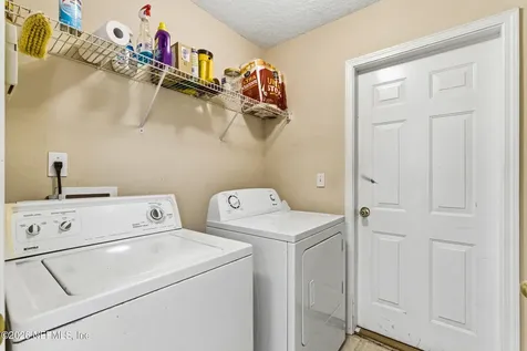 3346 Ivybridge Court Jacksonville FL 32226